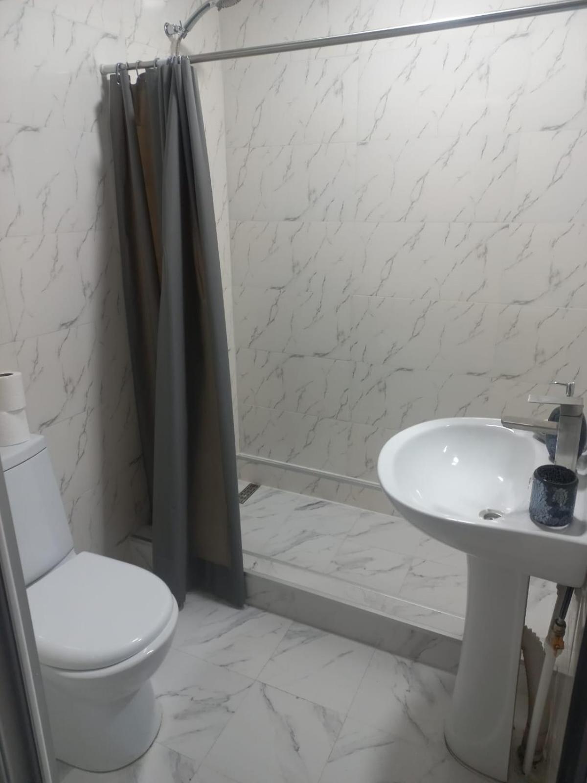 Ira & Vaso'S Guest House Borjomipark Ngoại thất bức ảnh